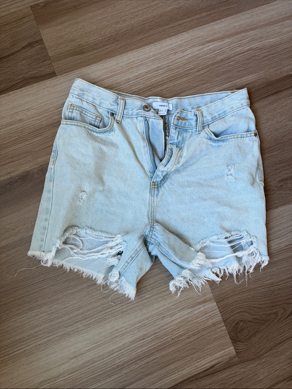 Light Blue Distressed Denim Shorts - Forever 21 Size 29